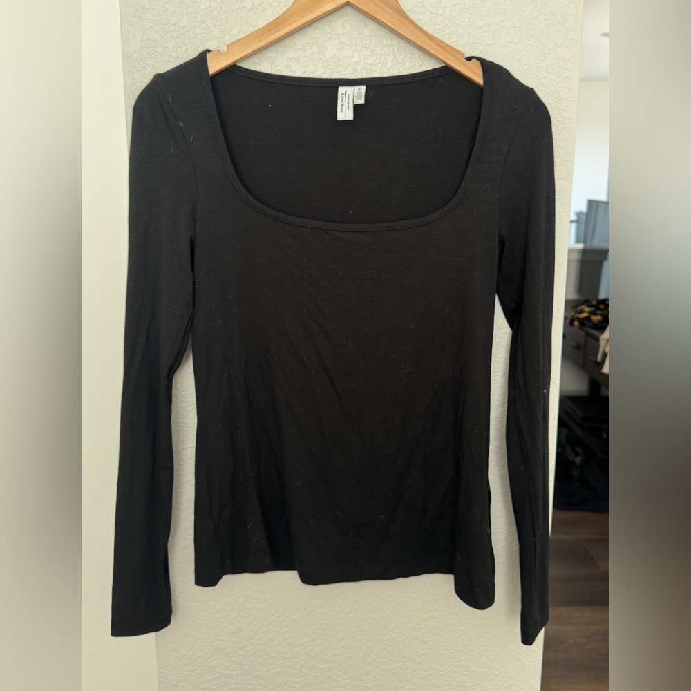 & Other Stories Black Scoop Neck Long-Sleeve Tee